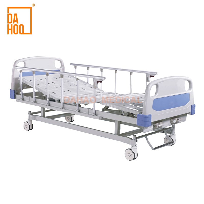 Economical Two Cranks Manual Medical Bed