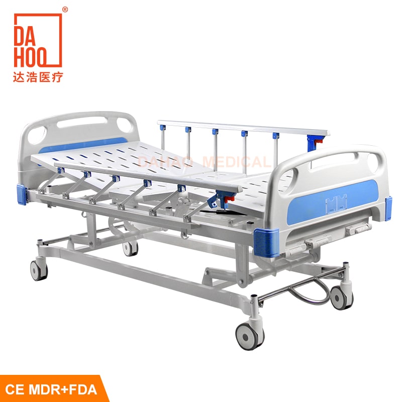 Three Cranks Manual Hospital Bed : Comfort, Safety, Reliability