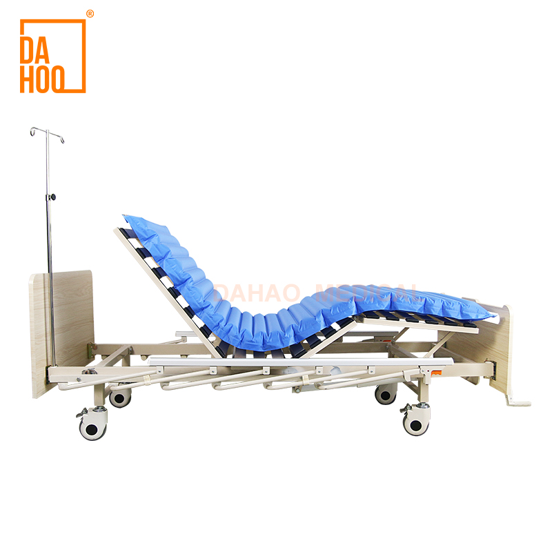 Two Cranks Manual Medical Home Care Bed
